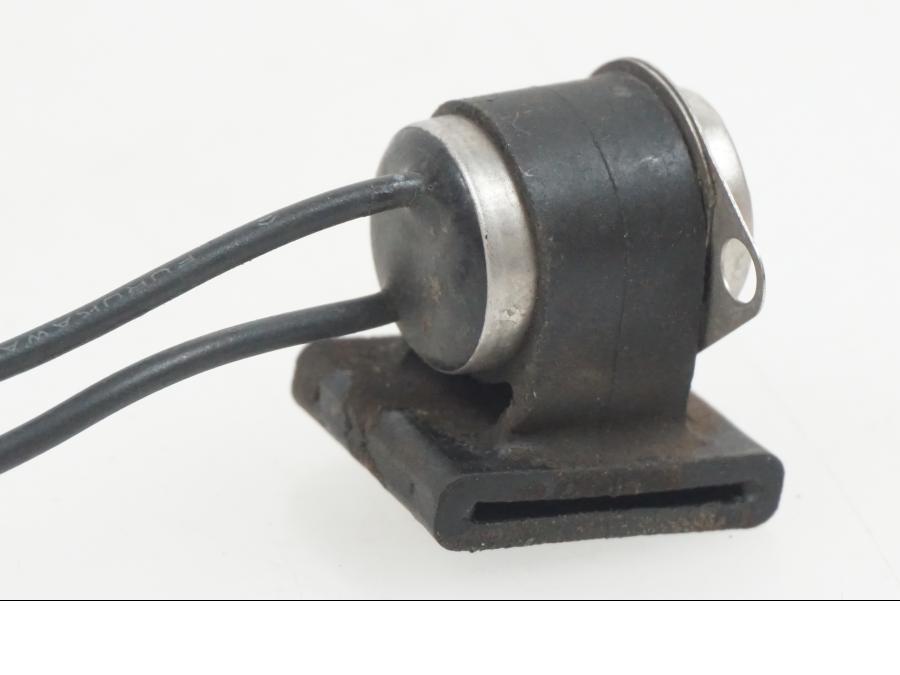 Höger sida på El från en Yamaha XJ 900 -1997 motorcykel.