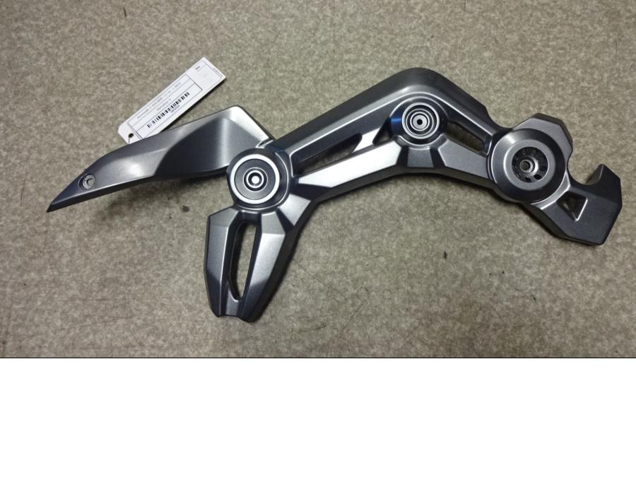 Framsidan på Ramplast från en Kawasaki Z 900 -2017 motorcykel.