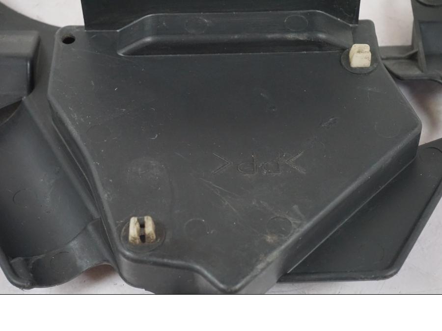 Snett nerifrån på CDI / ECU från en Yamaha XVS 1100 -2000 motorcykel.