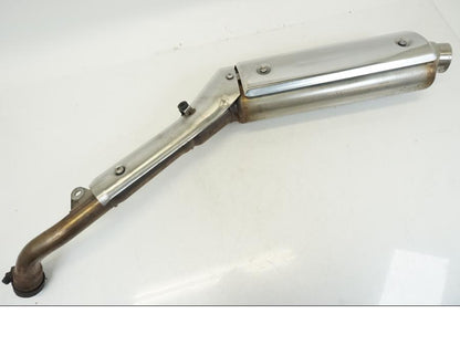 Framsidan på Ljuddämpare från en Honda XL 1000 V -1999 motorcykel.