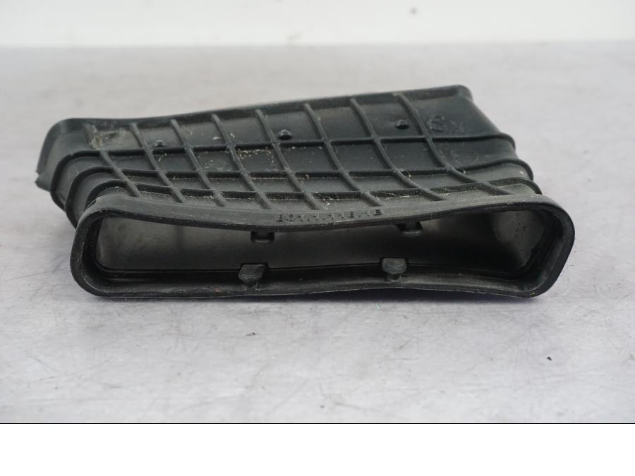 Höger sida på Luftintagskåpa från en Ducati Multistrada V4 -2024 motorcykel.