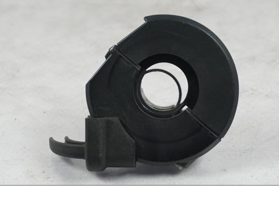 Snett uppifrån på Gasklo från en BMW R 1200 R -2007 motorcykel.