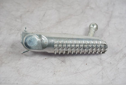 Baksidan på Fotpinne från en Yamaha MT-09 -2024 motorcykel.