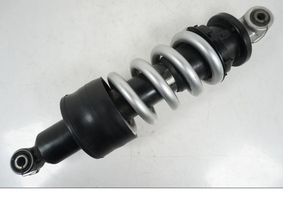 Framsidan på Stötdämpare från en Honda CB 650 F Hornet -2017 motorcykel.