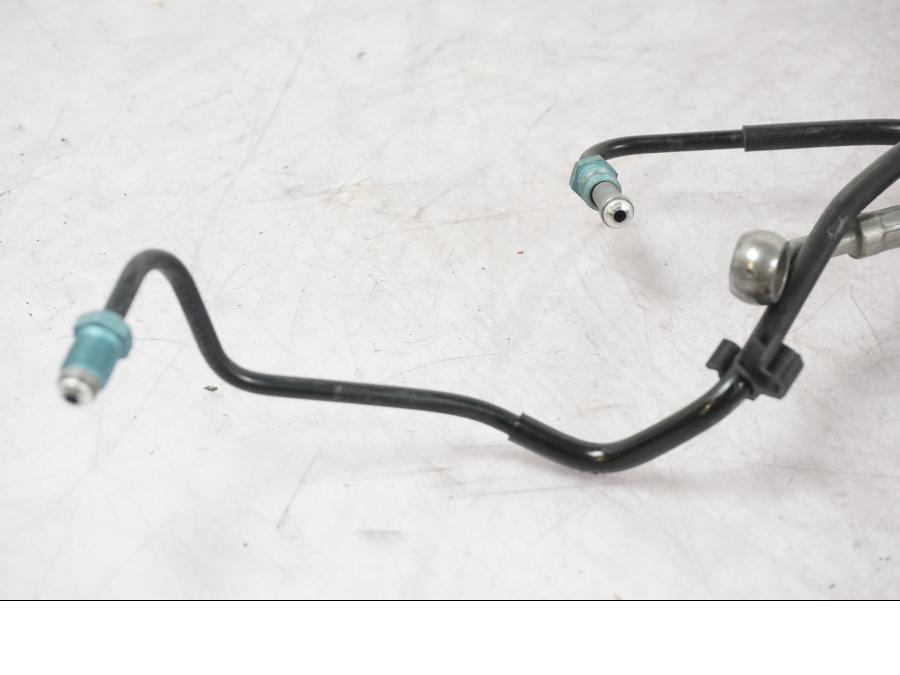 Extrabild2 på Bromsledning från en BMW K 1600 GTL -2015 motorcykel.