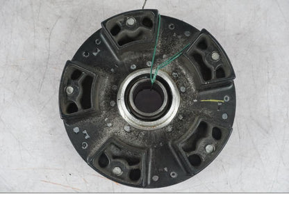 Vänster sida på Drevfäste från en Suzuki GSF 1250 -2010 motorcykel.