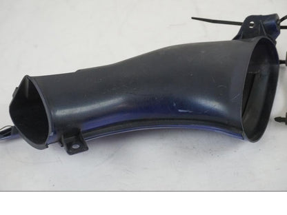 Extrabild1 på Luftburksnorkel från en Yamaha YZF 1000 R1 -2007 motorcykel.