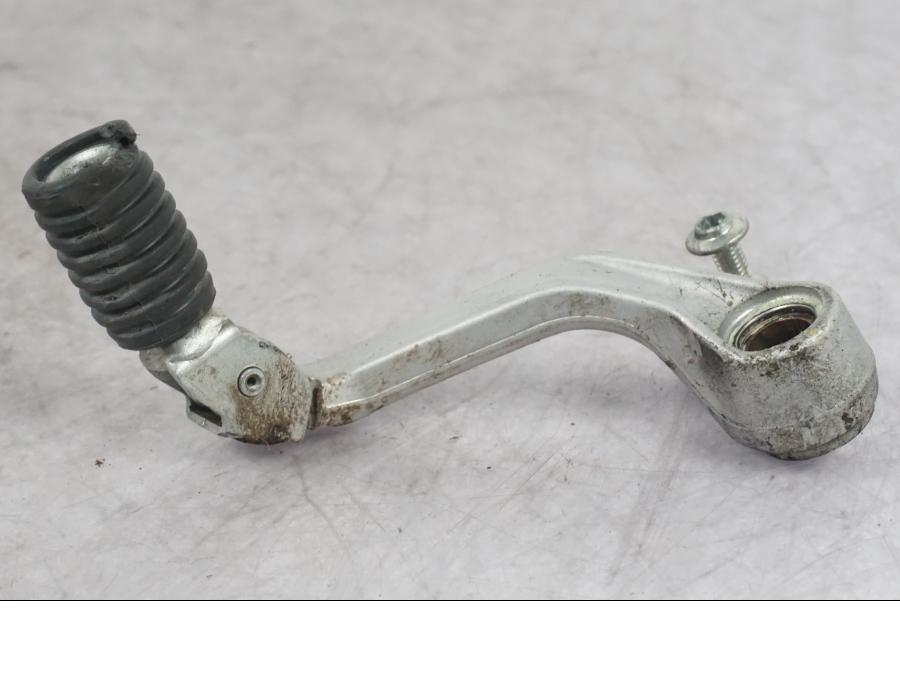 Vänster sida på Växelpedal från en Ducati Multistrada V4 -2024 motorcykel.