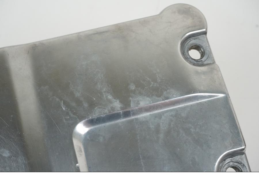 Extrabild2 på Ventilkåpa från en H-D Softail -2008 motorcykel.