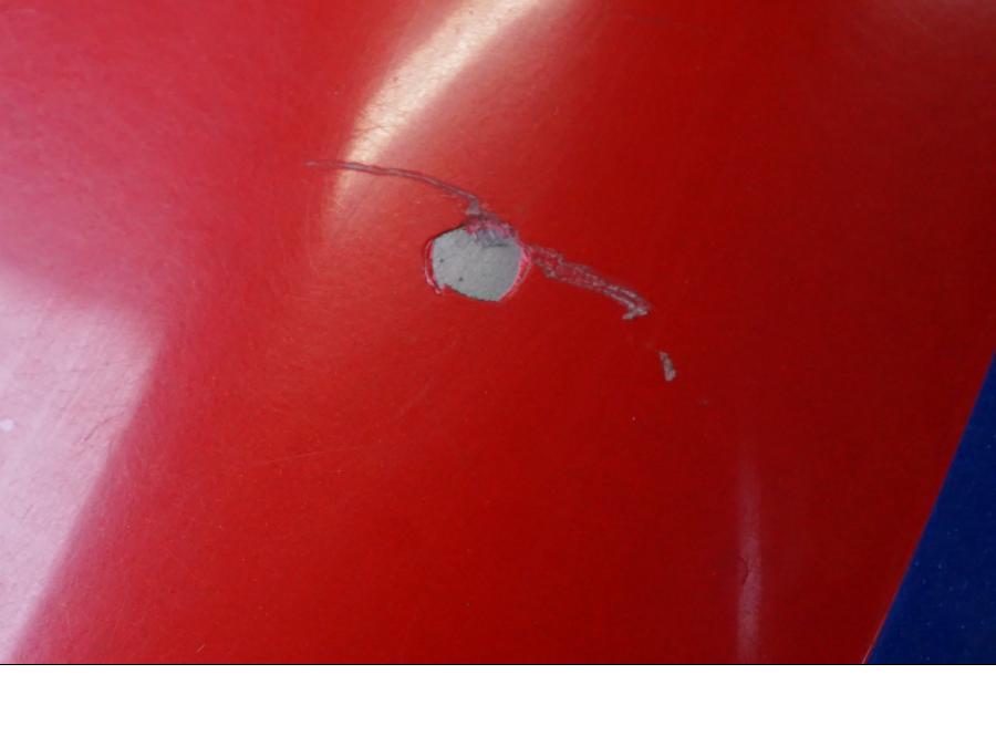 Extrabild4 på Bensintank från en Yamaha FZR 1000 -1991 motorcykel.