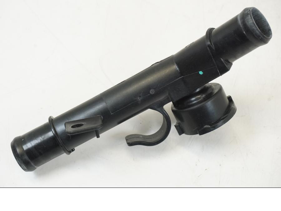 Extrabild2 på Vattenkyl Slang Set från en Triumph Speed Triple -2021 motorcykel.