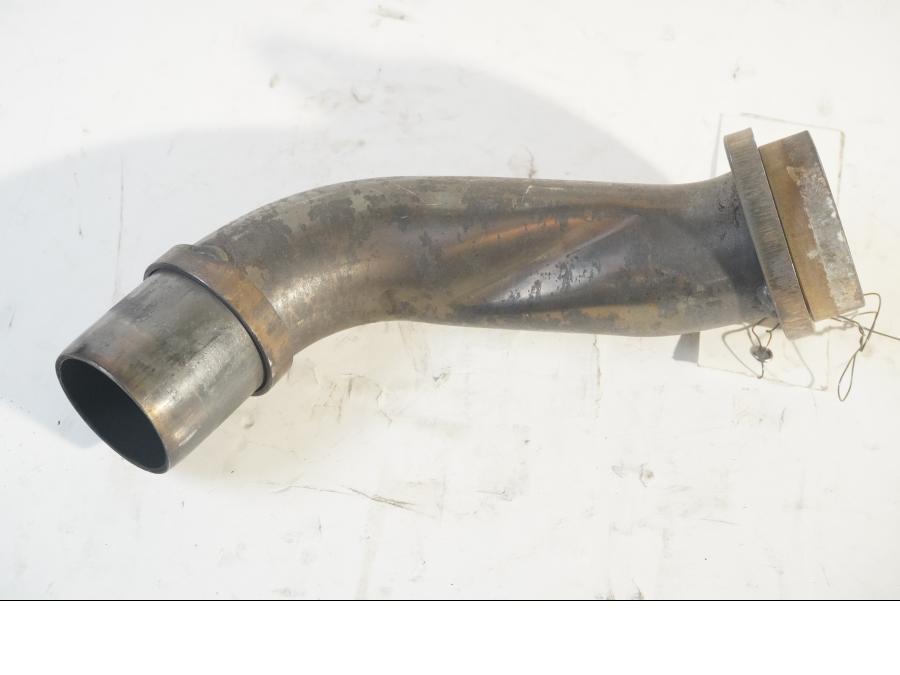 Baksidan på Grenrör från en Suzuki DL 1000 -2003 motorcykel.