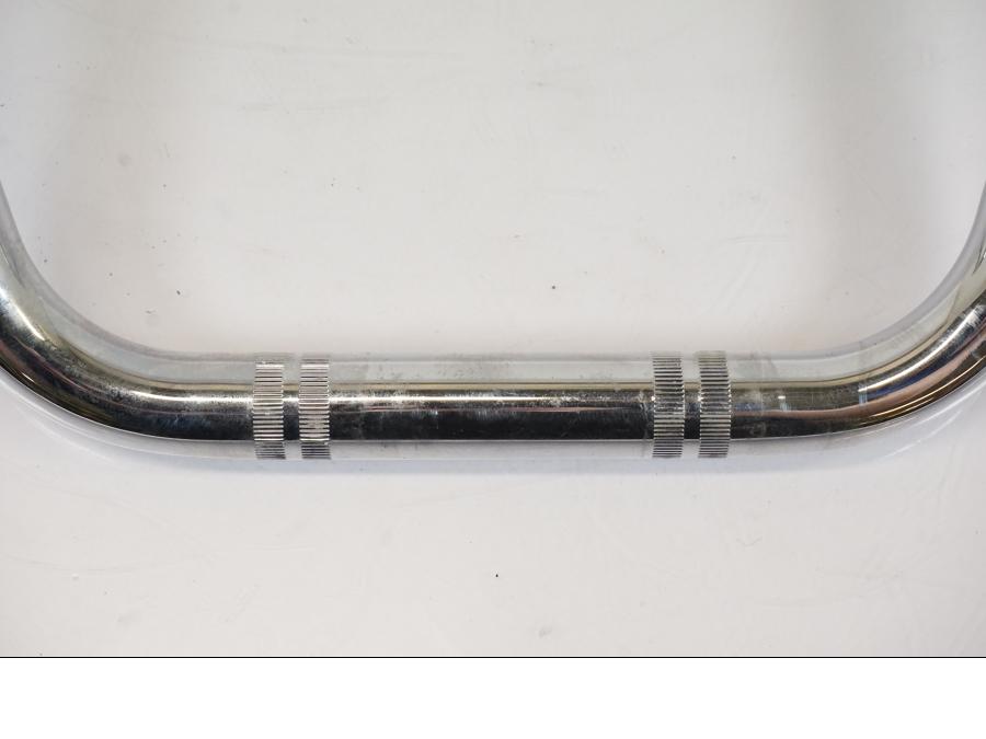 Baksidan på Styre från en Honda NT 700 -2008 motorcykel.