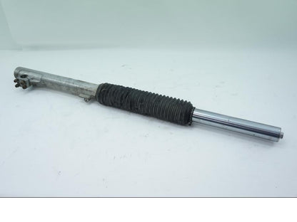 Framsidan på Gaffelben från en Honda XL 600 V -1994 motorcykel.