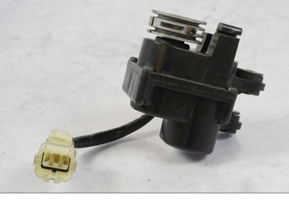 Vänster sida på Avgasspjällmotor från en Honda CBR 1000 RR -2007 motorcykel.