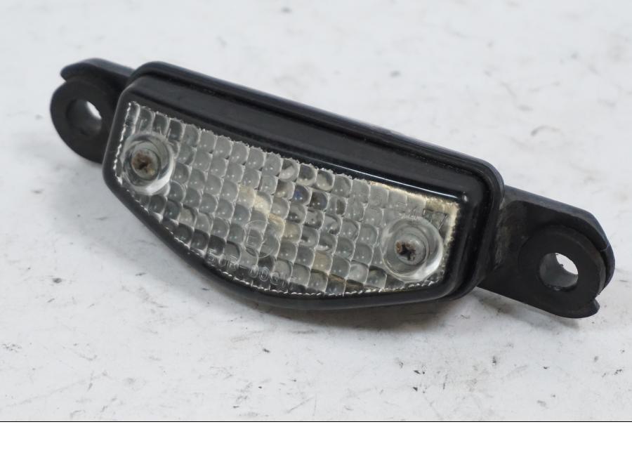 Framsidan på Parkeringsljus från en Suzuki SV 650 -1999 motorcykel.