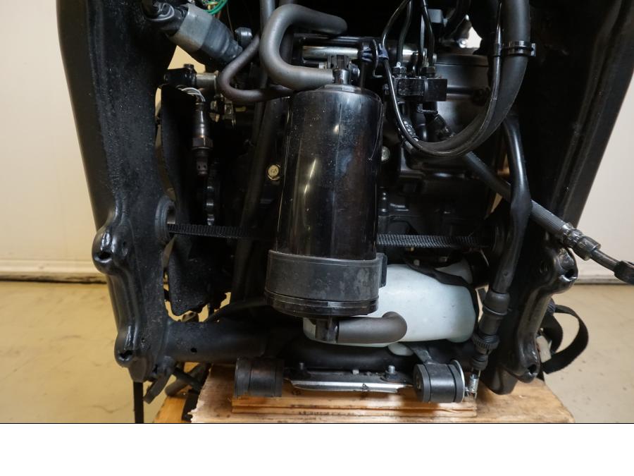 Snett uppifrån på Motorpaket från en Honda CBR 650 R -2019 motorcykel.