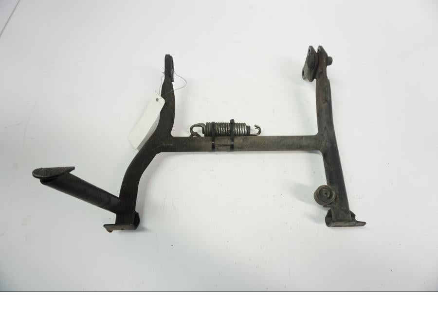 Framsidan på Centralstöd från en Yamaha FZ1-SA -2007 motorcykel.