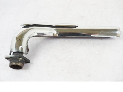 Snett nerifrån på Grenrör från en Yamaha XVS 1100 -2000 motorcykel.