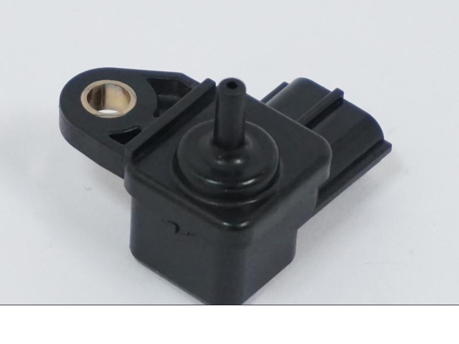 Vänster sida på Mapsensor från en Kawasaki VN 1500 -2002 motorcykel.