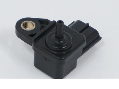 Vänster sida på Mapsensor från en Kawasaki VN 1500 -2002 motorcykel.
