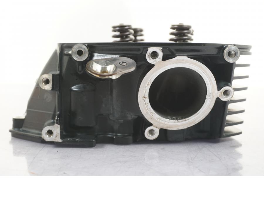 Extrabild2 på Topplock från en BMW R NineT -2017 motorcykel.