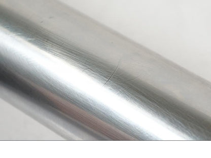 Vänster sida på Gaffelben från en Yamaha MT-07 -2019 motorcykel.