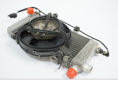 Extrabild1 på Vattenkyl från en Honda VTR 1000 F -1999 motorcykel.