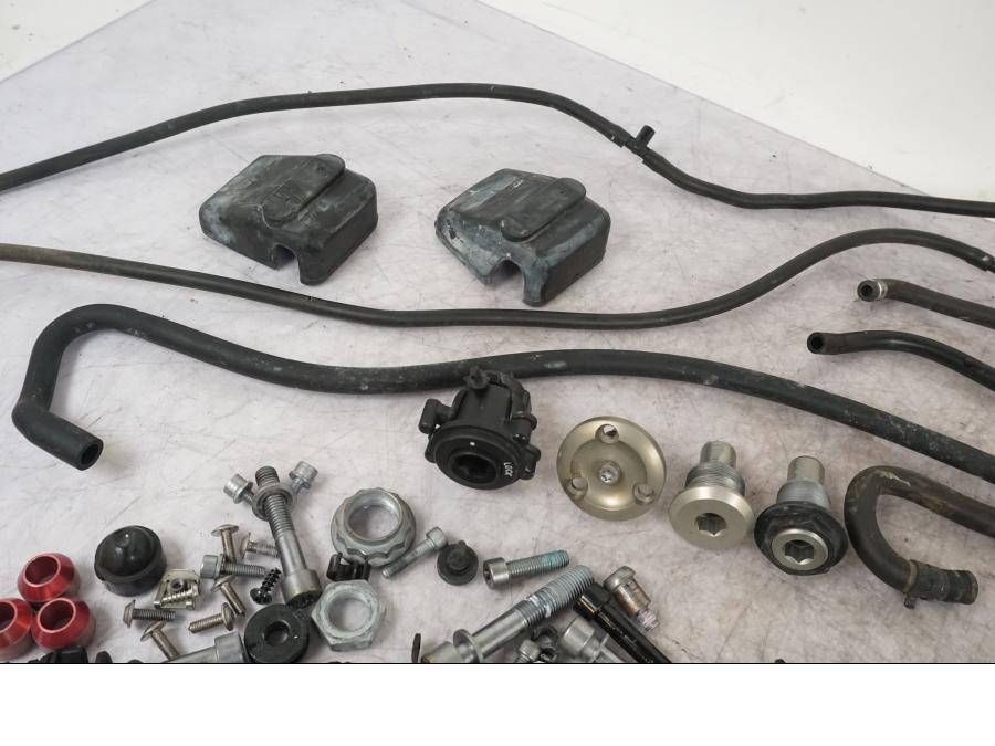 Extrabild5 på Skruv / Mutter etc från en BMW K 1600 GTL -2015 motorcykel.