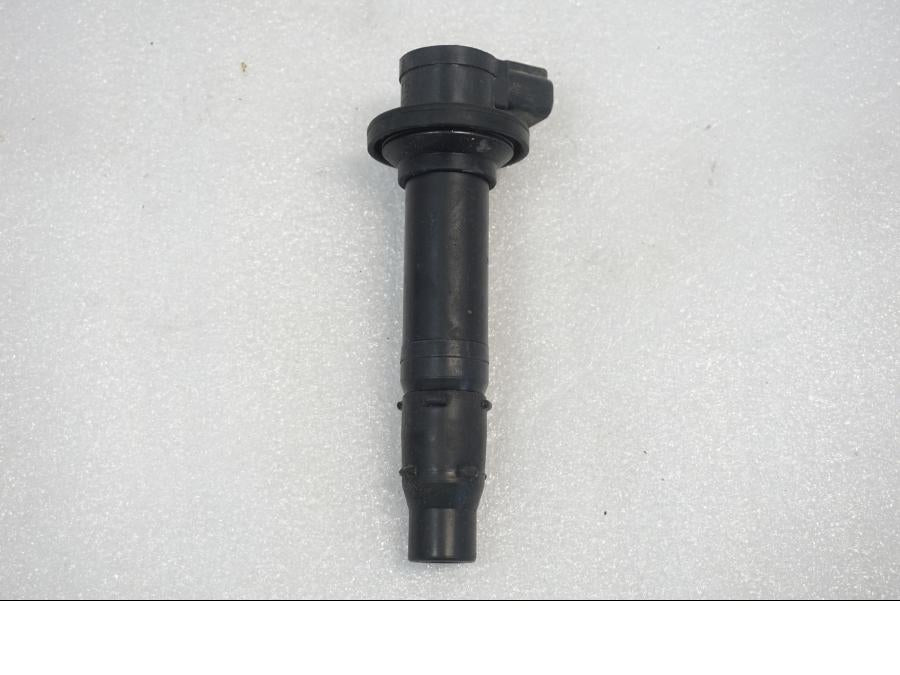 Framsidan på Tändspole från en Yamaha YZF R6 -1999 motorcykel.