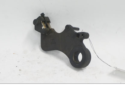 Snett uppifrån på Bromsoksfäste från en KTM 790 Duke -2018 motorcykel.