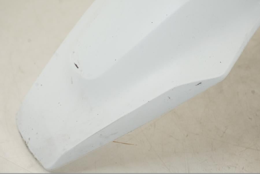 Extrabild5 på Framskärm från en Husqvarna 701 Supermoto -2020 motorcykel.