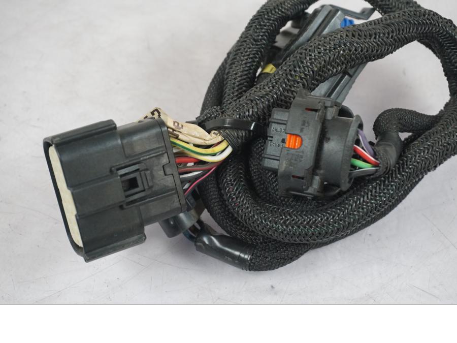 Snett nerifrån på Kablage från en H-D Sportster 883 XL -2007 motorcykel.