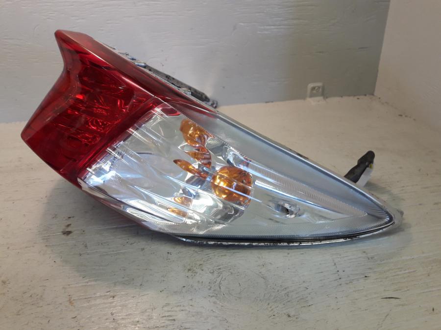 Höger sida på Baklampa från en Yamaha Cygnus -2007 motorcykel.