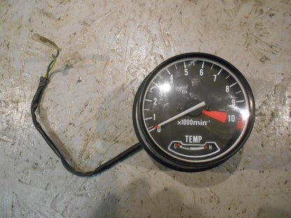 Framsidan på Varvräknare från en Honda GL 500 -1982 motorcykel.