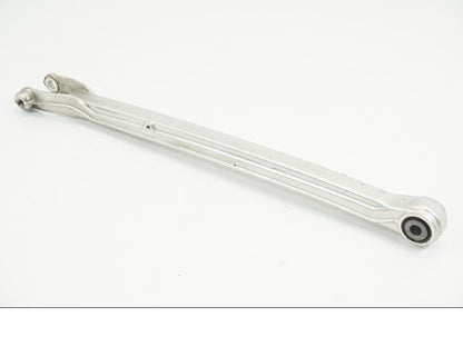 Baksidan på Parallellstag från en BMW R 1200 GS -2018 motorcykel.