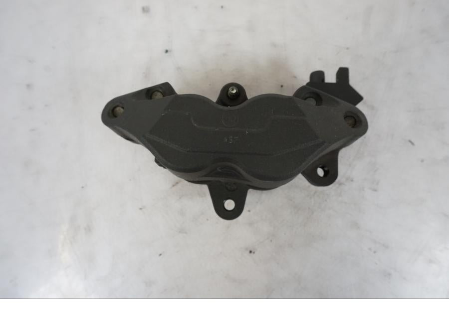 Höger sida på Bromsok från en Kawasaki Z 800 -2014 motorcykel.