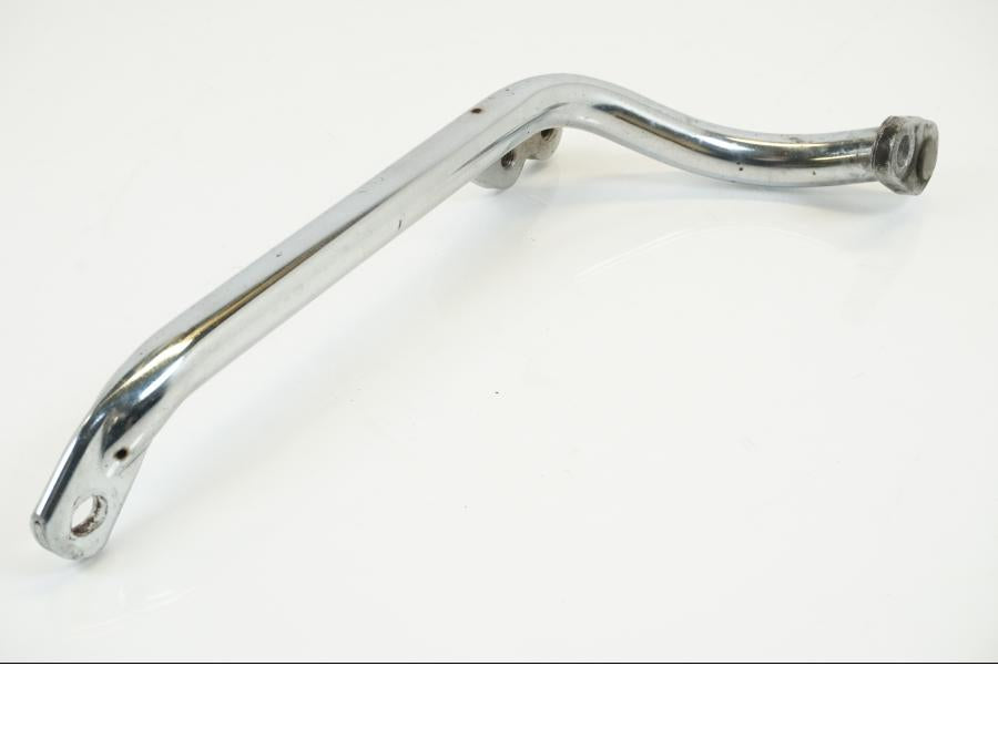 Vänster sida på Fotpinnefäste från en Yamaha XV 750 -1998 motorcykel.