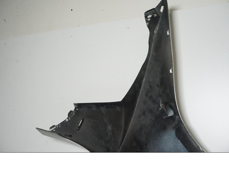 Extrabild1 på Sidkåpa från en Suzuki GSX-R 750 -2010 motorcykel.