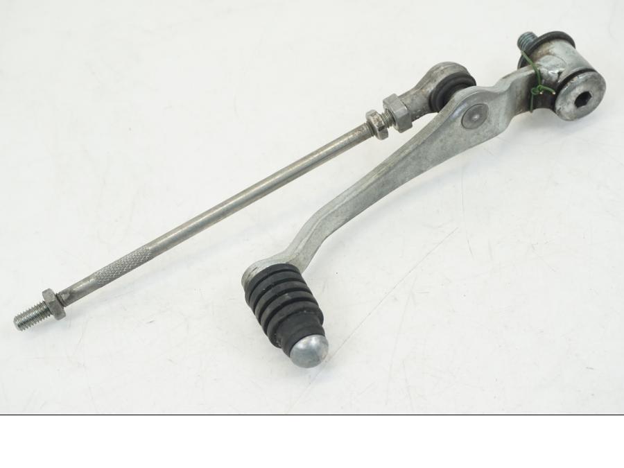 Framsidan på Växelpedal från en Yamaha XT 1200 A -2010 motorcykel.