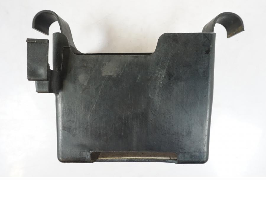 Vänster sida på Behållare från en Suzuki GSX 550 EF -1985 motorcykel.