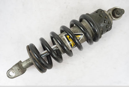 Framsidan på Stötdämpare från en Yamaha XVS 1100 -2000 motorcykel.