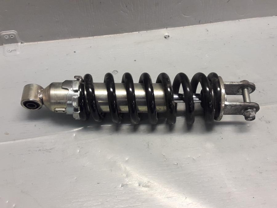 Framsidan på Stötdämpare från en Suzuki VL 800 -2009 motorcykel.