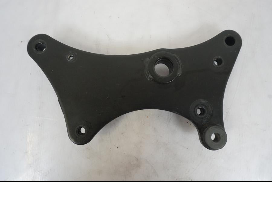 Vänster sida på Ramdel från en Kawasaki ER-6N -2012 motorcykel.