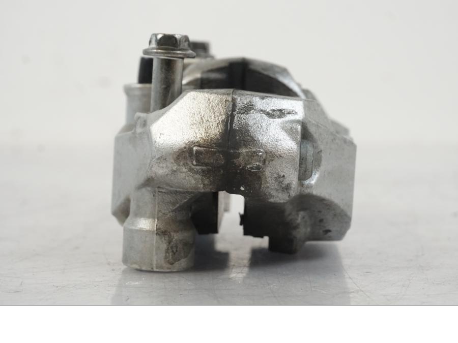 Snett uppifrån på Bromsok från en Suzuki VZR 1800 -2009 motorcykel.