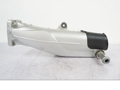 Snett uppifrån på Sving från en Honda VFR 1200 -2010 motorcykel.