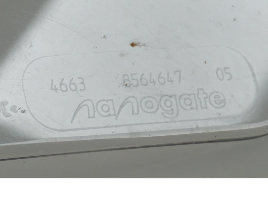 Baksidan på Vindruta från en BMW F 850 GS Adventure -2017 motorcykel.