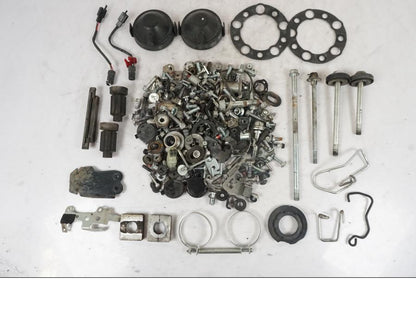 Framsidan på Skruv / Mutter etc från en Kawasaki Versys 650 -2014 motorcykel.