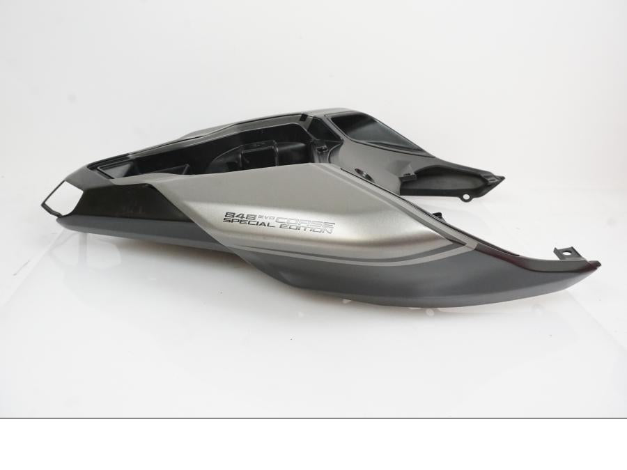 Höger sida på Bakvinge från en Ducati 848 EVO -2012 motorcykel.