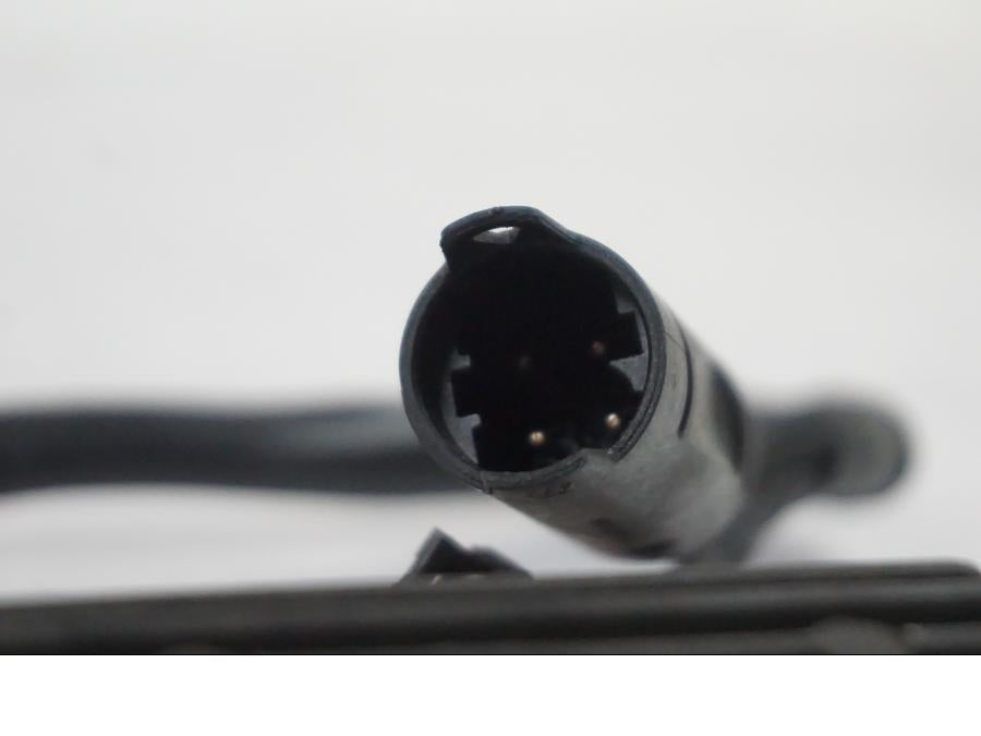 Snett nerifrån på Likriktare från en BMW F 650 CS -2002 motorcykel.